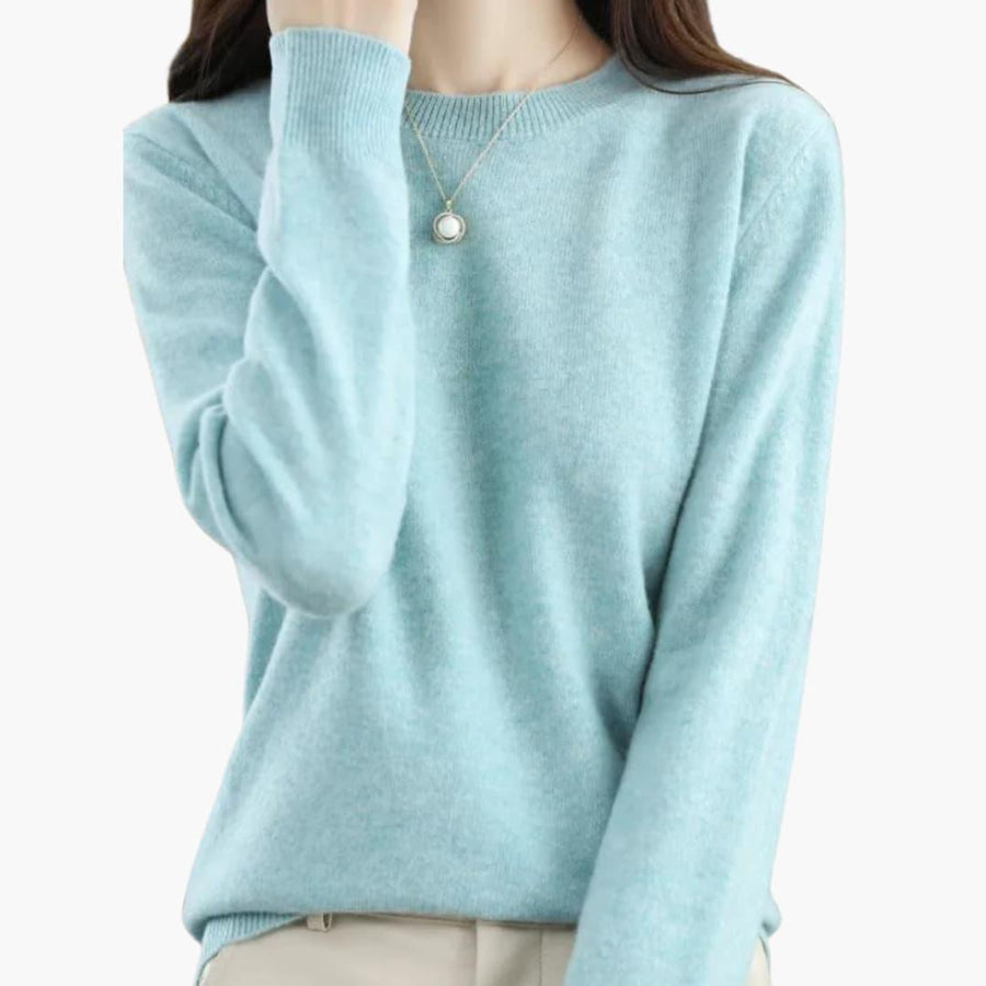 Persephone | Chunky Knit Jumper with Long Sleeves and Round Neckline view 12