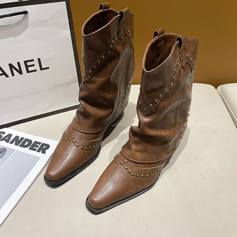 Winnifred | Low Heel Ankle Cut view 24