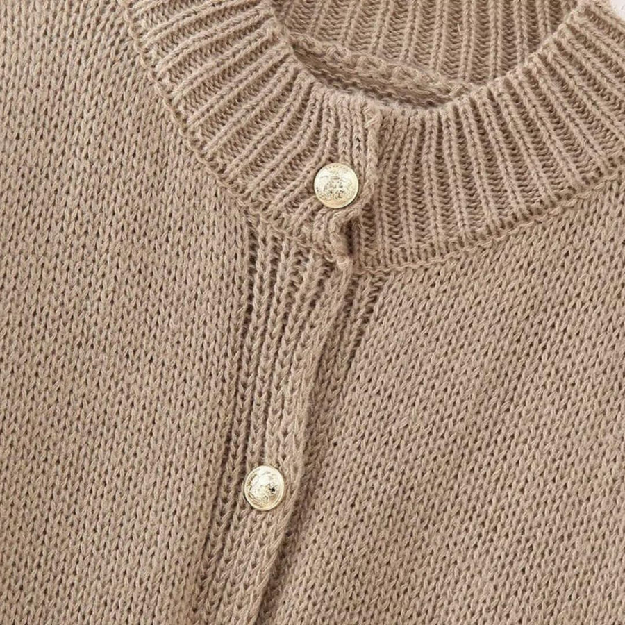 Celeste | Oversized Knit Cardigan with Button-Up Front and Ribbed Cuffs view 2