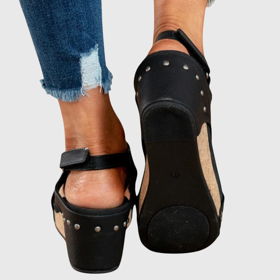 Chloe | Orthopedic Sandals view 8