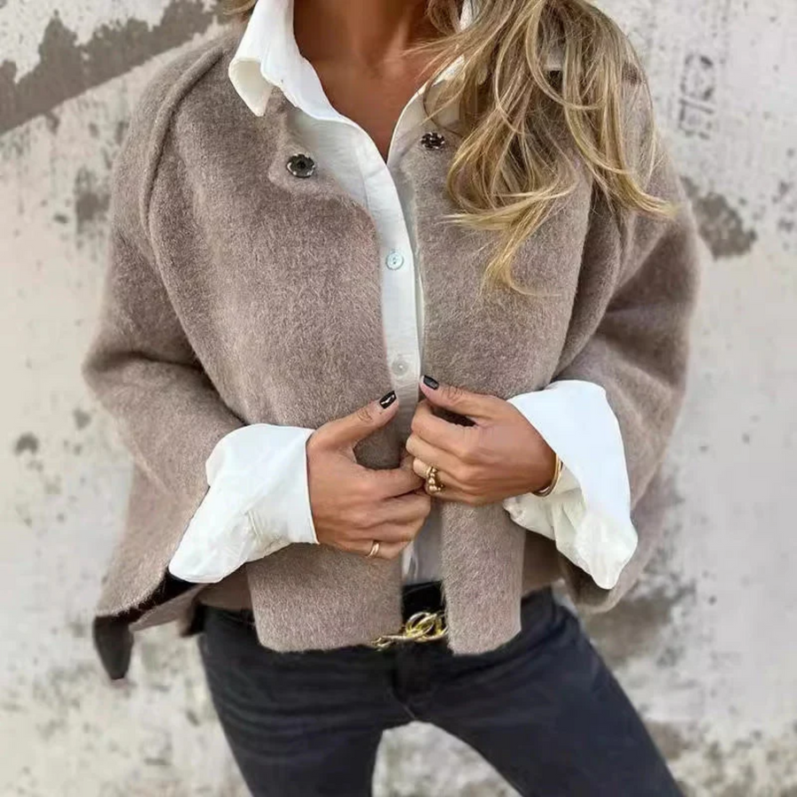 Autumn | Elegant Coat with Timeless Charm view 5