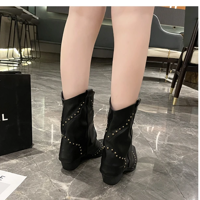 Winnifred | Low Heel Ankle Cut view 7