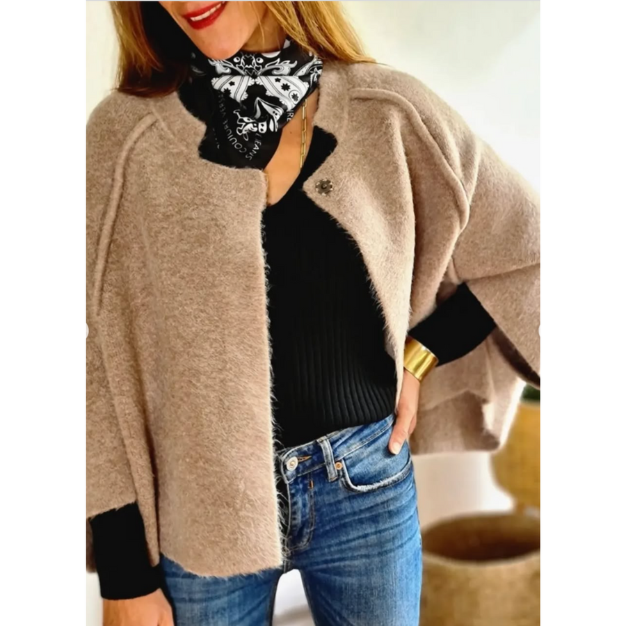 Autumn | Elegant Coat with Timeless Charm view 10