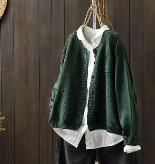 Yolande | Relaxed Cardigan view 3