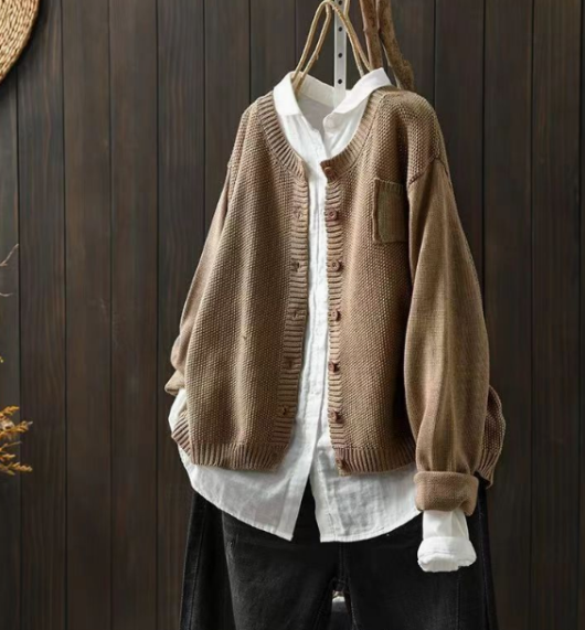 Yolande | Relaxed Cardigan view 5