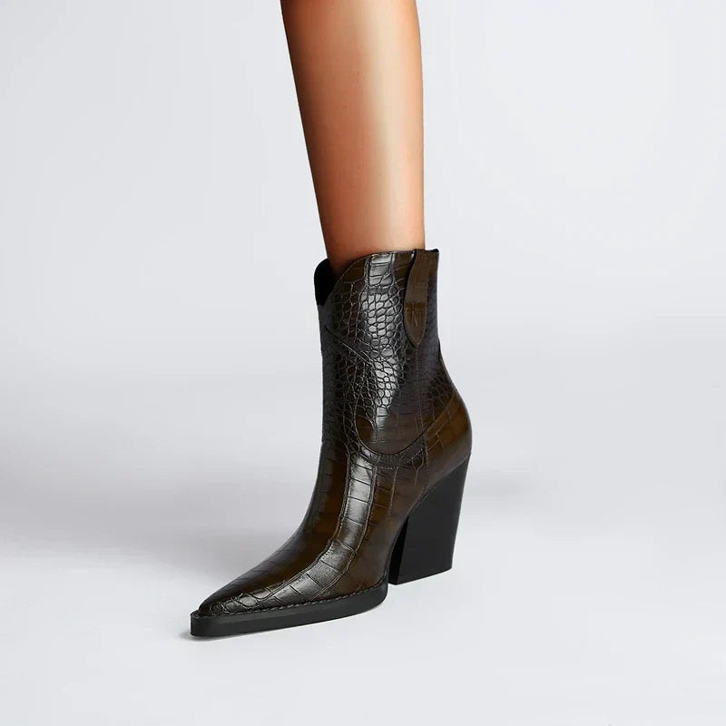 Zephyra | Block Heel Pointed Toe Women's Boots view 4