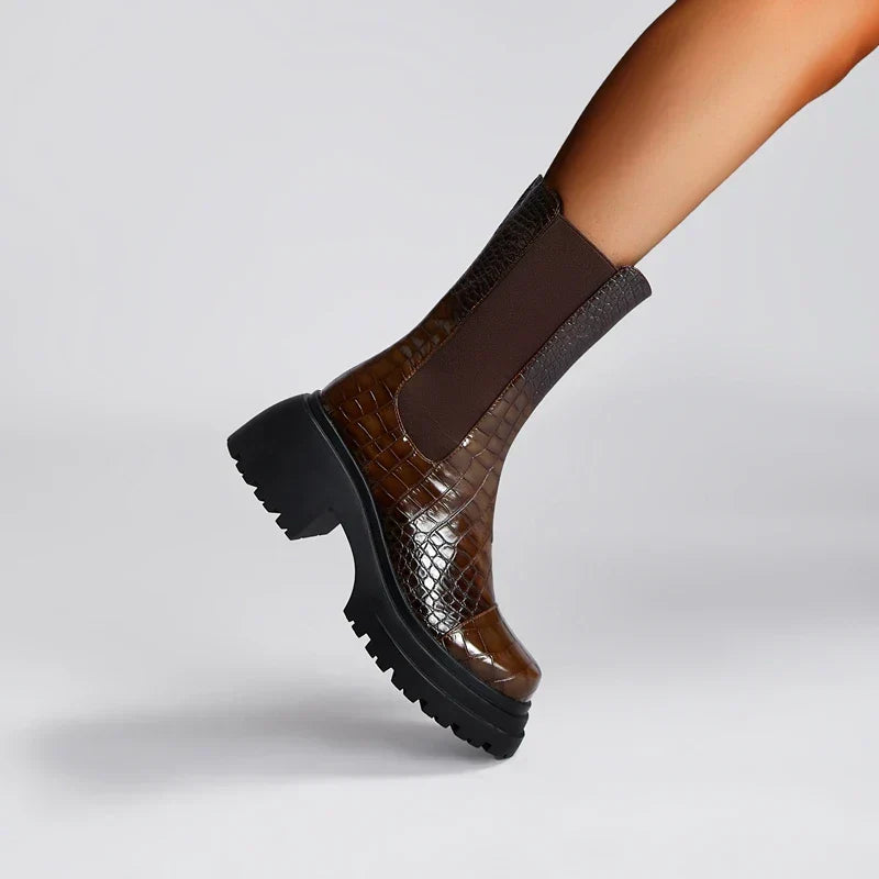 Hesione | Platform Sole Elastic Side Panels Boots view 2
