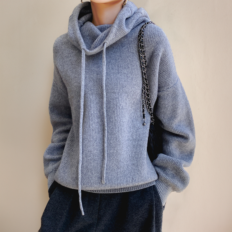 Lorraine | Cozy Cotton Hoodie view 3