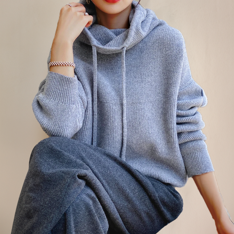 Lorraine | Cozy Cotton Hoodie view 4