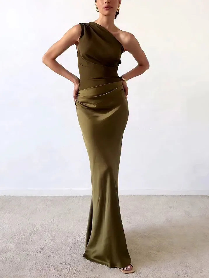 Jacqueline | Elegant Pleated Maxi Dress view 2