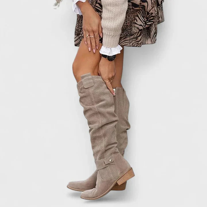 Juniper | Vintage Pointed-Toe Boots view 3
