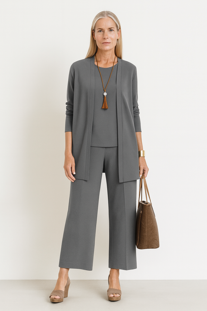 Women's Lightweight 3-Piece Set | Elegant Plus Size Outfit for All Seasons 0
