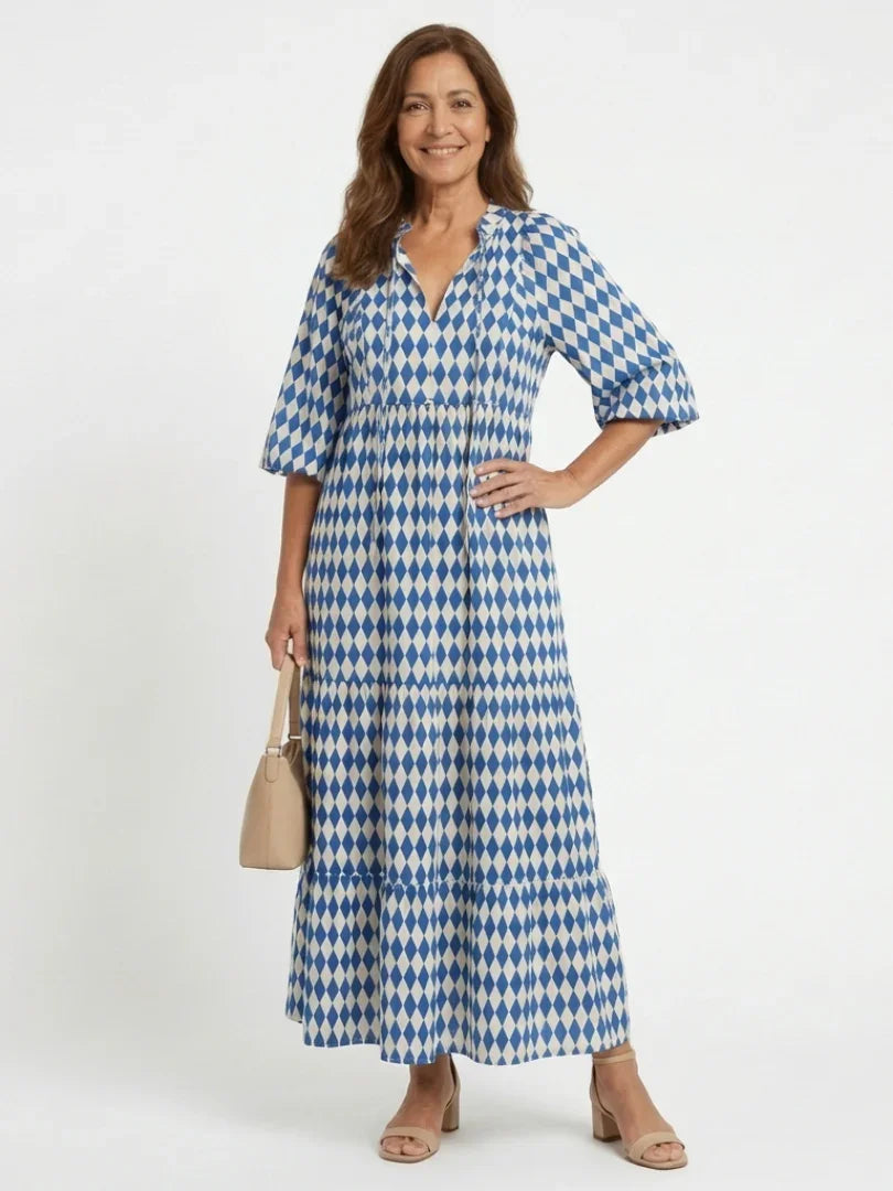 Xylia | Diamond Print Midi Dress view 3