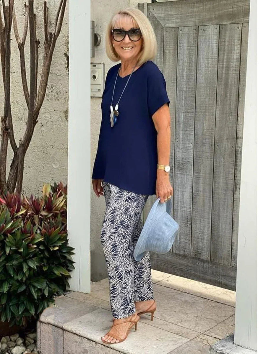 Yvonne | Elegant Two-Piece Outfit view 3