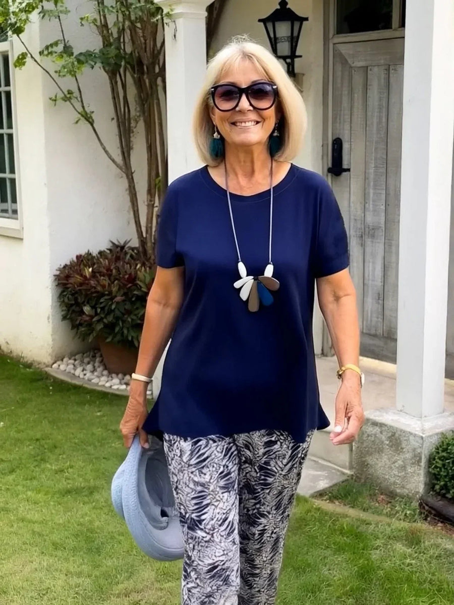Yvonne | Elegant Two-Piece Outfit view 4