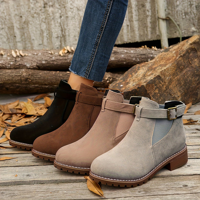 Yseulta | Chelsea Ankle Boots with Buckle