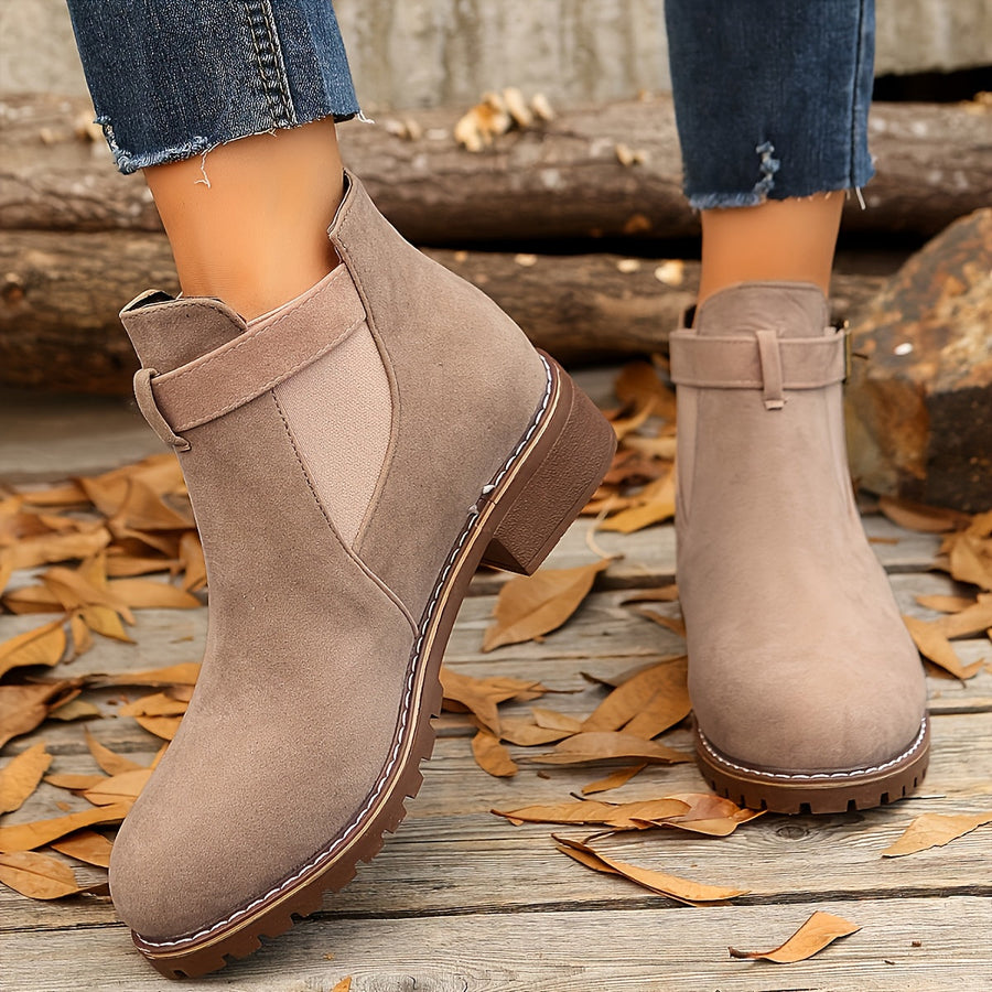 Yseulta | Chelsea Ankle Boots with Buckle view 5