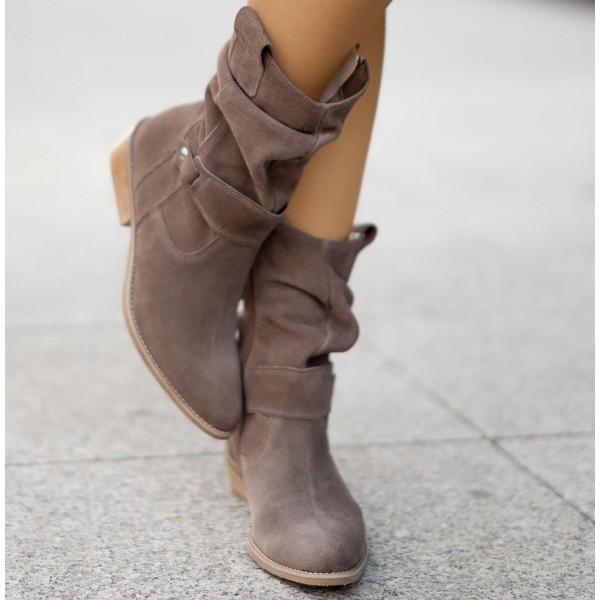 Leocardia | Slouch Ankle Boot Low Block Heel view 9