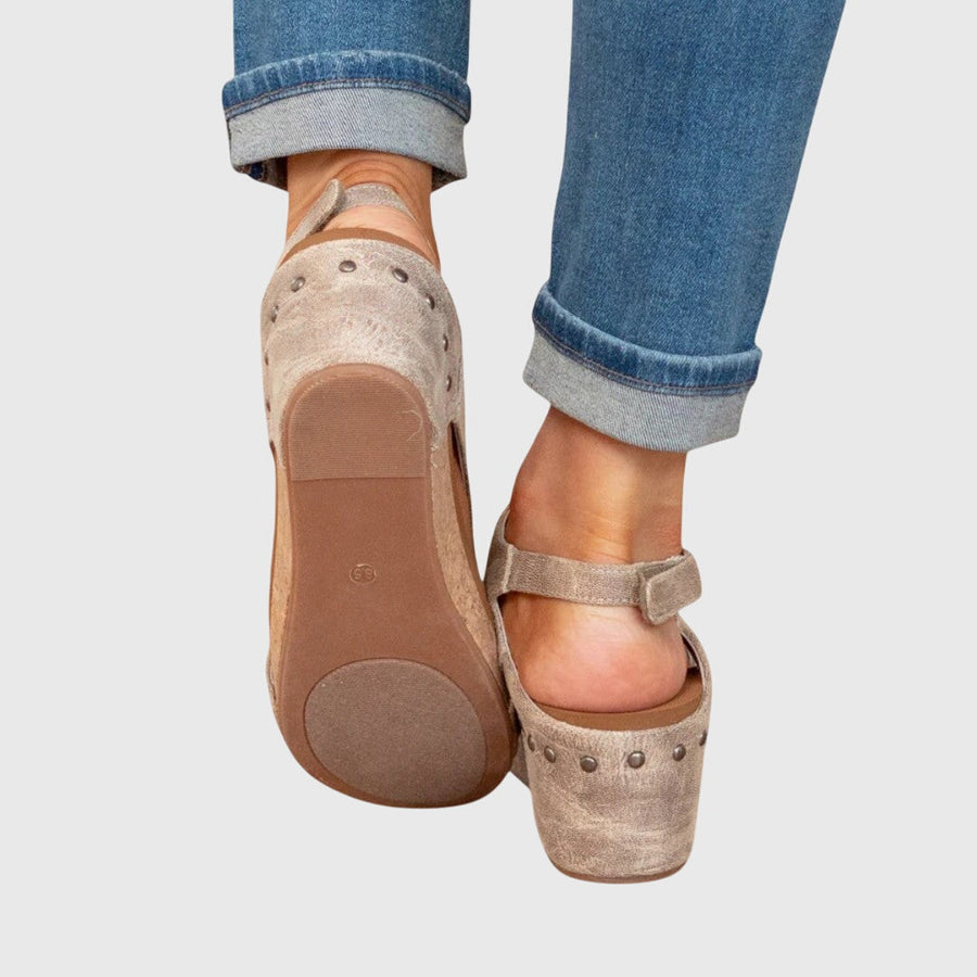 Chloe | Orthopedic Sandals view 3