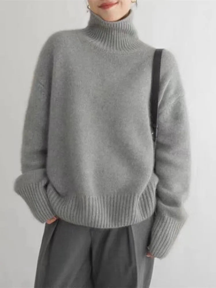 Freya | Roll Neck Cashmere Sweater for Women view 4