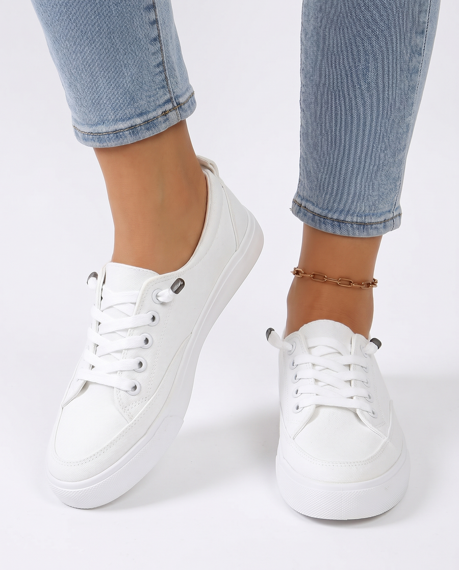 Maelys | Lightweight Supportive Shoes view 1