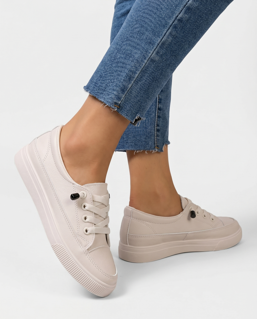 Maelys | Lightweight Supportive Shoes view 3