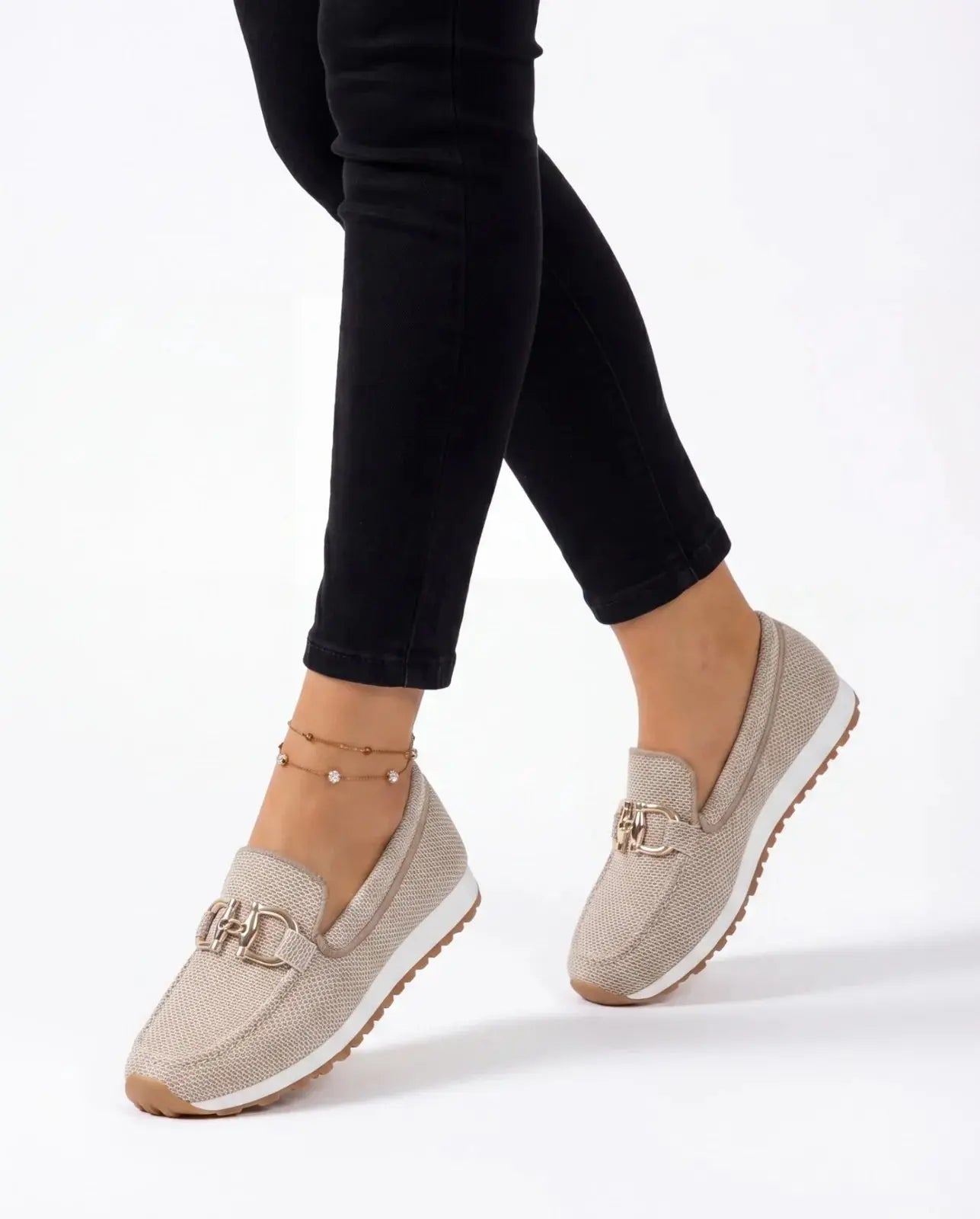 Naya beige loafer