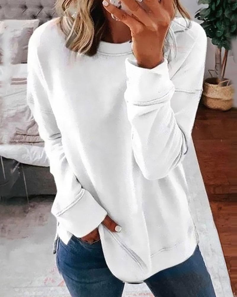Gilda | Women's Sweatshirt – Relaxed Fit Crew Neck view 3